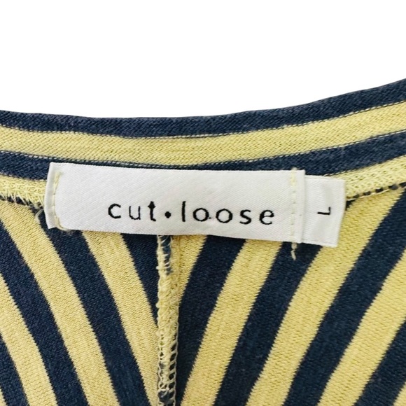 Cut-Loose Women’s Blue and Yellow Striped Top V Neck Stretch Comfort Large - Picture 4 of 7